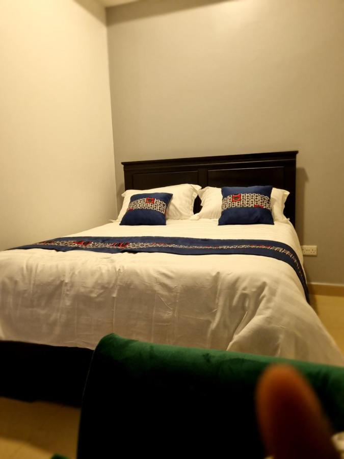 Eika Suites At Acacia Kampala Exteriér fotografie