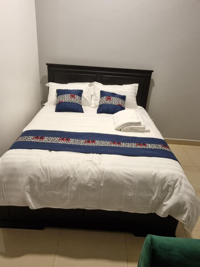 Eika Suites At Acacia Kampala Exteriér fotografie